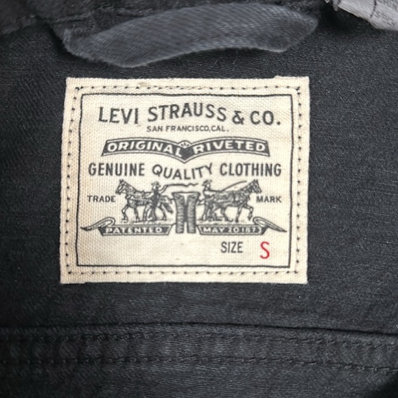 Levi Strauss WellThread Trucker Jacket with Breaking Wave Detail - Picture 8 of 11